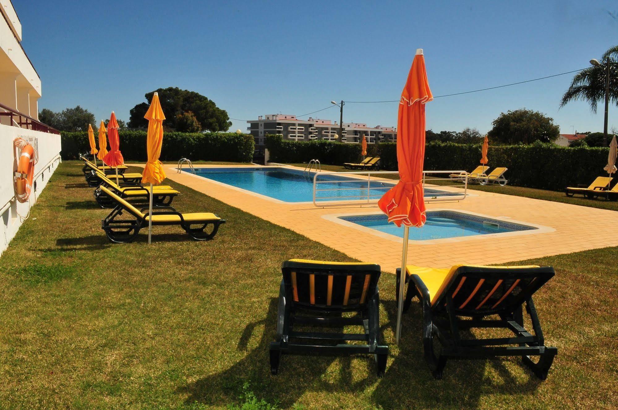 Solgarve Aparthotel Quarteira Kültér fotó